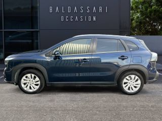 75010 : Hyundai Paris Nord - Goncourt Automobiles - SUZUKI S-CROSS Privilège - S-CROSS II - Bleu - Boîte manuelle - Essence sans plomb