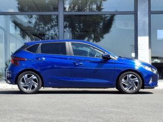 57200 : Hyundai Sarreguemines - Theobald Automobiles - HYUNDAI i20 - i20 - Intense Blue Métal - Traction - Essence