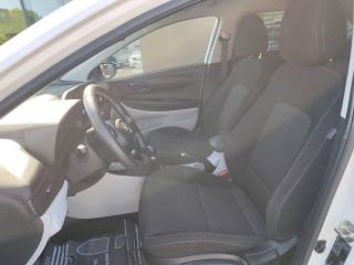 92250 : Hyundai Motor Company - HYUNDAI i20 - i20 - Polar White - Traction - Essence