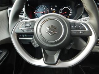 52000 : Hyundai Chaumont - Garage Michel Bazin - SUZUKI Swift - Swift - Frontier Blue Pearl/Toit Black - Traction - Essence/Micro-Hybride