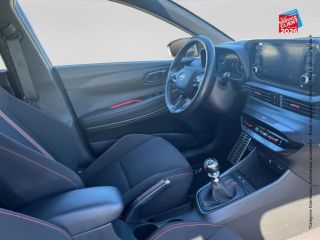 67800 : Hyundai Strasbourg - HESS Automobile - HYUNDAI i20 - i20 - Intense Blue Métal/Toit/rétro Black - Traction - Essence/Micro-Hybride