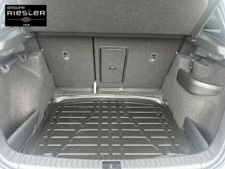 75010 : Hyundai Paris Nord - Goncourt Automobiles - SKODA KAROQ Sportline - KAROQ - Gris - Automate sequentiel - Essence sans plomb