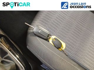 75010 : Hyundai Paris Nord - Goncourt Automobiles - OPEL CORSA Elegance Business - CORSA F - GRIS - Boîte manuelle - Essence sans plomb