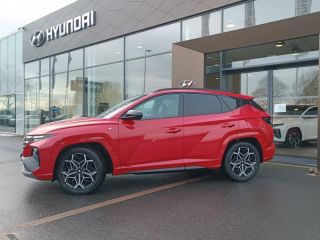 92250 : Hyundai Motor Company - HYUNDAI Tucson - Tucson - Sunset Red Métal - Transmission intégrale - Hybride rechargeable : Essence/Electrique