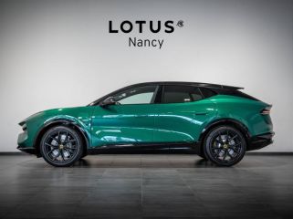 54520 : Hyundai Nancy - Théobald Automobiles - LOTUS Eletre - Eletre - Vert Galloway métallisé / Toit Noir - Transmission intégrale - Electrique