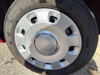 75010 : Hyundai Paris Nord - Goncourt Automobiles - FIAT 500 MY23  - 500 II - Rouge - Boîte manuelle - Essence sans plomb