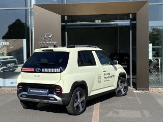 92250 : Hyundai Motor Company - HYUNDAI Inster - Inster - Blanc - Traction - Electrique