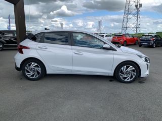 75010 : Hyundai Paris Nord - Goncourt Automobiles - HYUNDAI i20 Intuitive - i20 III - Gris - Automate sequentiel - Essence sans plomb