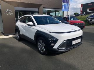 75010 : Hyundai Paris Nord - Goncourt Automobiles - HYUNDAI KONA Creative - KONA II - Blanc - Boîte manuelle - Essence sans plomb