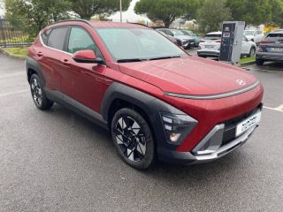 56000 : Hyundai Vannes - Park Lann Automobiles - HYUNDAI Kona - Kona - Ultimate Red métallisé - Traction - Hybride : Essence/Electrique