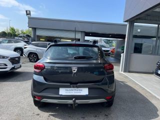 64100 : Hyundai Bayonne - Oceanic Auto - DACIA Sandero - Sandero - Noir Nacré métallisé - Traction - Essence