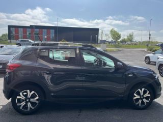 64100 : Hyundai Bayonne - Oceanic Auto - DACIA Sandero - Sandero - Noir Nacré métallisé - Traction - Essence