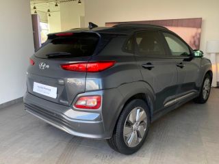 92250 : Hyundai Motor Company - HYUNDAI Kona - Kona - Dark night - Traction - Electrique
