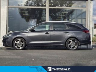 57200 : Hyundai Sarreguemines - Theobald Automobiles - HYUNDAI i30 SW - i30 SW - Dark Knight Métal - Traction - Essence/Micro-Hybride