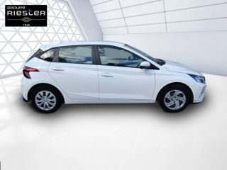 75010 : Hyundai Paris Nord - Goncourt Automobiles - HYUNDAI i20 Initia - i20 III - BLANC - Boîte manuelle - Essence sans plomb