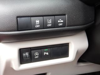 52000 : Hyundai Chaumont - Garage Michel Bazin - SUZUKI Swift - Swift - Orange - Traction - Essence/Micro-Hybride