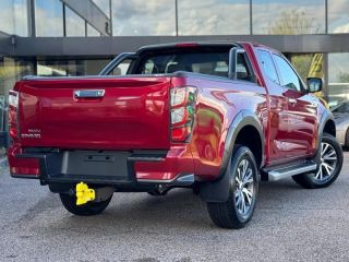 54520 : Hyundai Nancy - Théobald Automobiles - ISUZU D-Max - D-Max - Red Spinel Mica - Transmission intégrale enclenc - Diesel