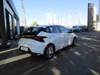 75010 : Hyundai Paris Nord - Goncourt Automobiles - HYUNDAI i20 Initia - i20 III - Blanc - Boîte manuelle - Essence sans plomb