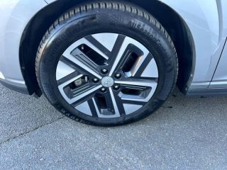 14112 : Hyundai Caen - Trajectoire Automobiles - HYUNDAI Kona - Kona - Shimmering Silver Métal - Traction - Electrique