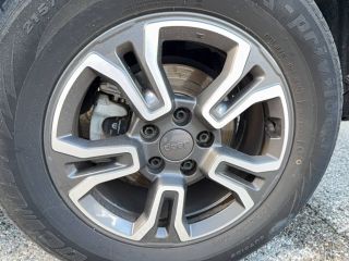 75010 : Hyundai Paris Nord - Goncourt Automobiles - JEEP RENEGADE Quiksilver Edition - RENEGADE - Gris - Boîte automatisée - Essence sans plomb