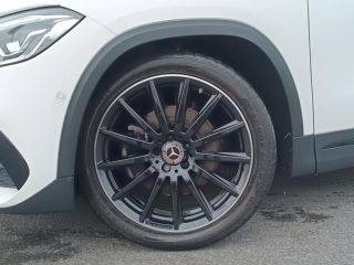 92250 : Hyundai Motor Company - MERCEDES-BENZ GLA - GLA - Blanc digital métallisé - Traction - Diesel