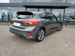 54520 : Hyundai Nancy - Théobald Automobiles - FORD Focus - Focus - Gris Magnetic métallisé Premium - Traction - Essence/Micro-Hybride
