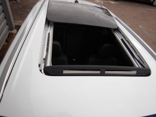 52000 : Hyundai Chaumont - Garage Michel Bazin - SUZUKI Vitara - Vitara - Cool White Pearl métallisé - Traction - Essence/Micro-Hybride