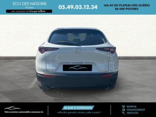 86000 : Hyundai Poitiers - Eco des Nations - MAZDA CX-30 - CX-30 - Blanc - Traction - Essence/Micro-Hybride