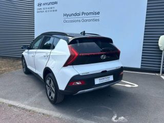 14112 : Hyundai Caen - Trajectoire Automobiles - HYUNDAI Bayon - Bayon - Atlas White/Toit/rétros Black - Traction - Essence/Micro-Hybride