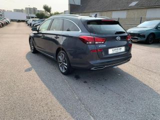 29200 : Hyundai Brest - Iroise Automobiles - HYUNDAI i30 SW - i30 SW - Dark Knight Métal - Traction - Essence/Micro-Hybride