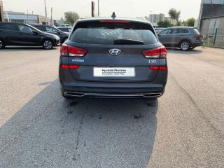 29200 : Hyundai Brest - Iroise Automobiles - HYUNDAI i30 SW - i30 SW - Dark Knight Métal - Traction - Essence/Micro-Hybride