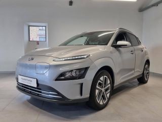 78180 : Hyundai Montigny-le-Bretonneux - Courtois Automobiles - HYUNDAI Kona - Kona - Shimmering Silver Métal - Traction - Electrique