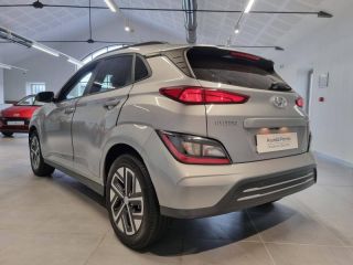 78180 : Hyundai Montigny-le-Bretonneux - Courtois Automobiles - HYUNDAI Kona - Kona - Shimmering Silver Métal - Traction - Electrique