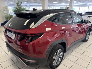 75010 : Hyundai Paris Nord - Goncourt Automobiles - HYUNDAI TUCSON Creative - TUCSON IV - Rouge - Boîte automatique - Essence / Courant électrique