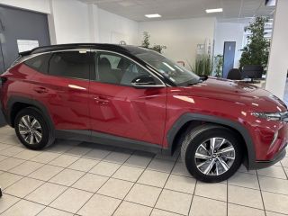 75010 : Hyundai Paris Nord - Goncourt Automobiles - HYUNDAI TUCSON Creative - TUCSON IV - Rouge - Boîte automatique - Essence / Courant électrique