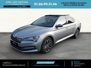 75010 : Hyundai Paris Nord - Goncourt Automobiles - SKODA SUPERB Laurin &amp; Klement - SUPERB III - GRIS BUSINESS - Automate sequentiel - Essence / Courant électrique