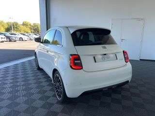 75010 : Hyundai Paris Nord - Goncourt Automobiles - FIAT 500e BERLINE MY22 SERIE 1 STEP 2 La Prima by Bocelli - 500 III - Blanc - Automate à fonct. Continu - Courant électrique