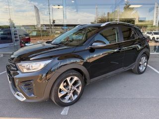 75010 : Hyundai Paris Nord - Goncourt Automobiles - KIA STONIC GT Line - STONIC - Noir - Automate sequentiel - Essence sans plomb