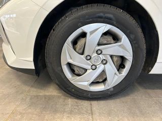 75010 : Hyundai Paris Nord - Goncourt Automobiles - HYUNDAI i20 Initia - i20 III - Blanc - Boîte manuelle - Essence sans plomb