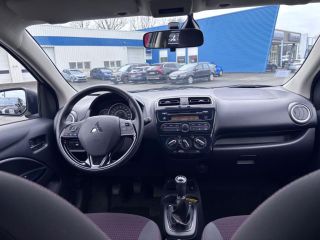 75010 : Hyundai Paris Nord - Goncourt Automobiles - MITSUBISHI SPACE STAR MY19 Black Collection - SPACE STAR II - Blanc - Boîte manuelle - Essence sans plomb