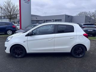 75010 : Hyundai Paris Nord - Goncourt Automobiles - MITSUBISHI SPACE STAR MY19 Black Collection - SPACE STAR II - Blanc - Boîte manuelle - Essence sans plomb