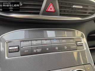 75010 : Hyundai Paris Nord - Goncourt Automobiles - HYUNDAI SANTA FE Intuitive - SANTA FE IV - Marron - Boîte automatique - Essence / Courant électrique