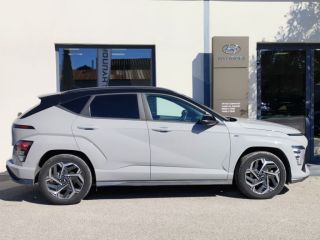 13200 : HYUNDAI Arles - Lexa Automobile - HYUNDAI KONA N Line Executive - KONA II - Gris - Automate sequentiel - Essence / Courant électrique