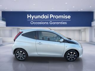 75010 : Hyundai Paris Nord - Goncourt Automobiles - TOYOTA AYGO MY19 x-play - AYGO II - Gris - Boîte manuelle - Essence sans plomb