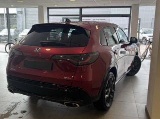 54520 : Hyundai Nancy - Théobald Automobiles - HONDA ZR-V - ZR-V - Rouge Radiant métallisée - Traction - Hybride : Essence/Electrique