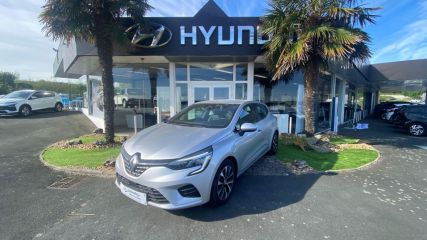 75010 : Hyundai Paris Nord - Goncourt Automobiles - RENAULT CLIO V Zen - CLIO V - Gris - Boîte manuelle - Essence ou gaz