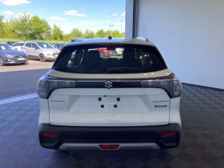 75010 : Hyundai Paris Nord - Goncourt Automobiles - SUZUKI S-CROSS Privilège - S-CROSS II - Blanc - Boîte manuelle - Essence sans plomb