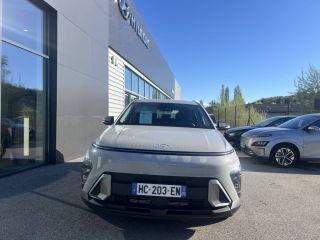 75010 : Hyundai Paris Nord - Goncourt Automobiles - HYUNDAI KONA Intuitive - KONA II - Beige - Boîte manuelle - Essence sans plomb