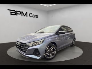 92130 : Hyundai ISSY-LES-MOULINEAUX - BPM Cars - HYUNDAI i20 - i20 - Meta Blue Métal/Toit+rétros Black - Traction - Essence