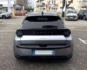 75010 : Hyundai Paris Nord - Goncourt Automobiles - LANCIA YPSILON LX - YPSILON III - Gris - Boîte automatique - Essence sans plomb